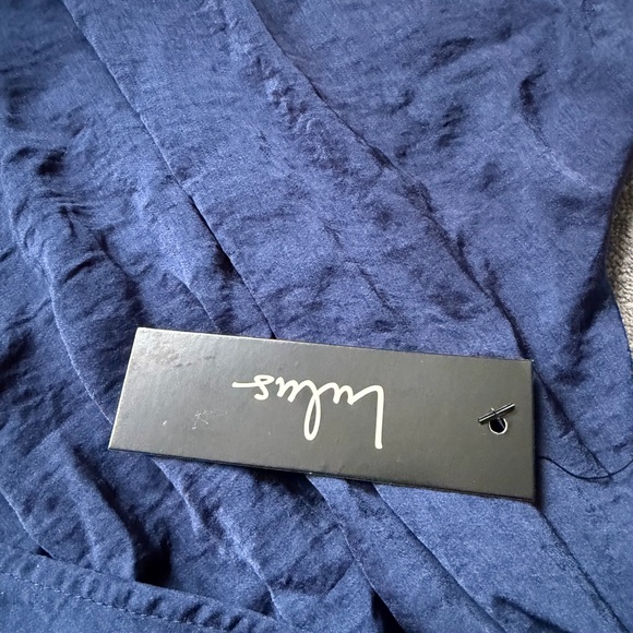 Lulu's Navy Blue Satin Romper— Large— NWT - Picture 5 of 5